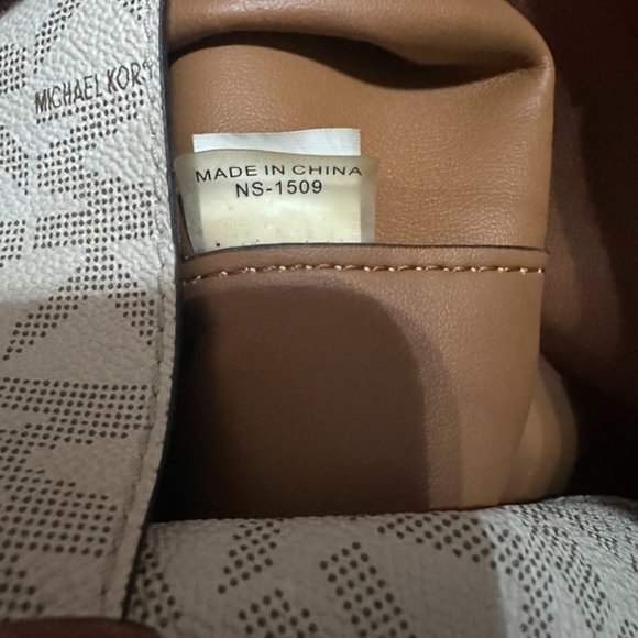 Michael Kors Medium Tall Tote Bag - Picture 2 of 7